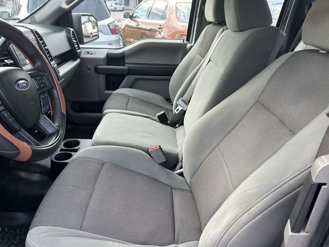 Photo 4 of this FORD F-150