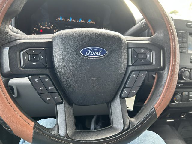 Photo 6 of this FORD F-150