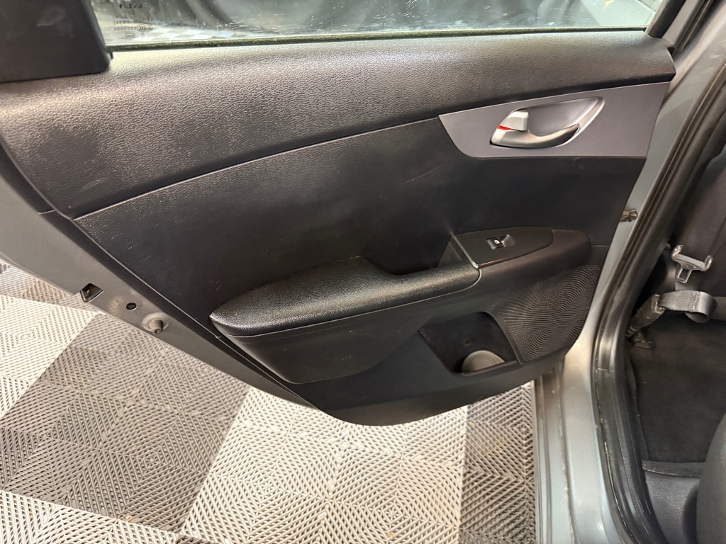 2017 Hyundai Elantra SE photo 15