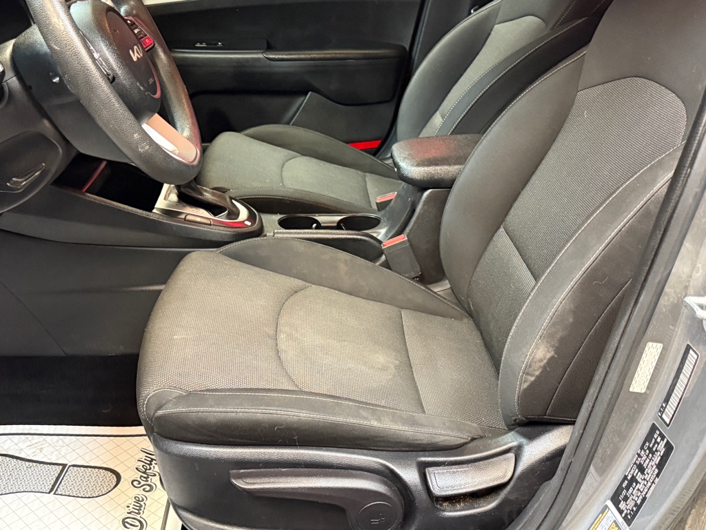 2017 Hyundai Elantra SE photo 12