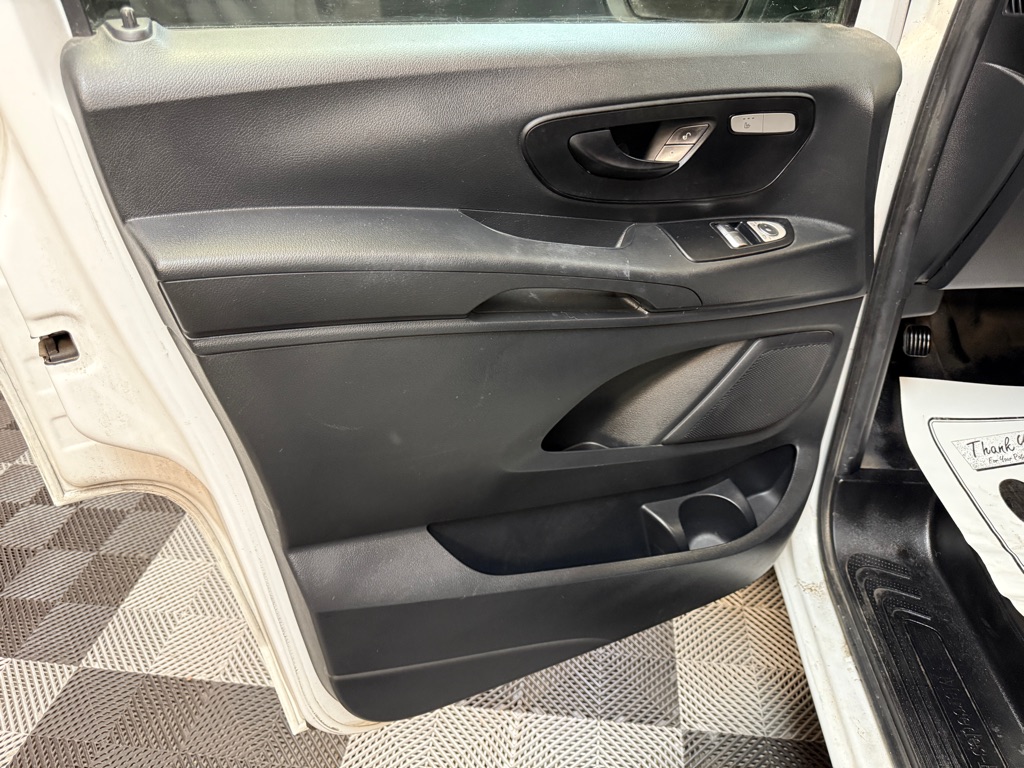 2016 Mercedes Benz Metris Cargo photo 13