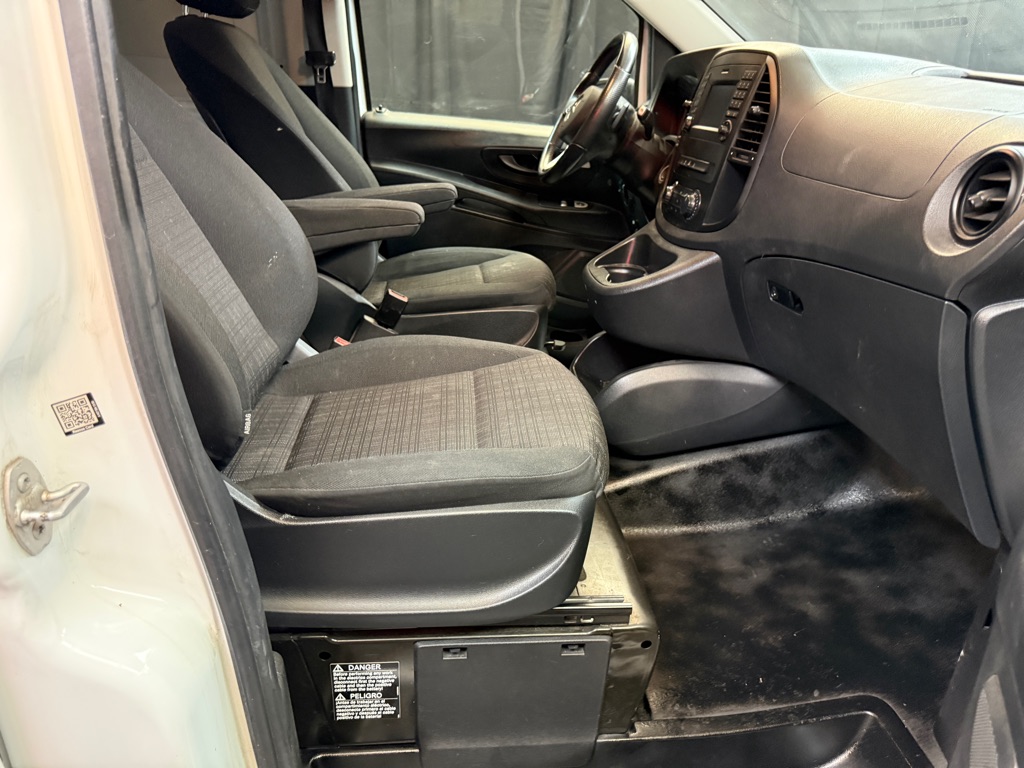 2016 Mercedes Benz Metris Cargo photo 15