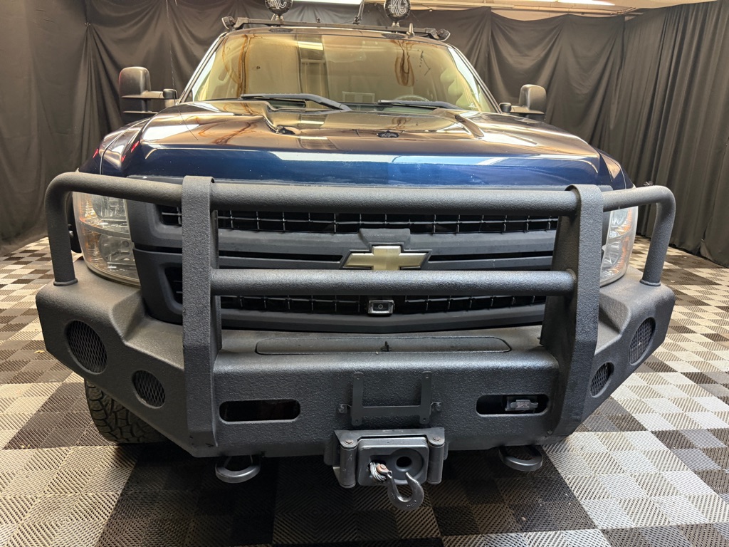 2008 Chevrolet Silverado 2500HD LTZ photo 2