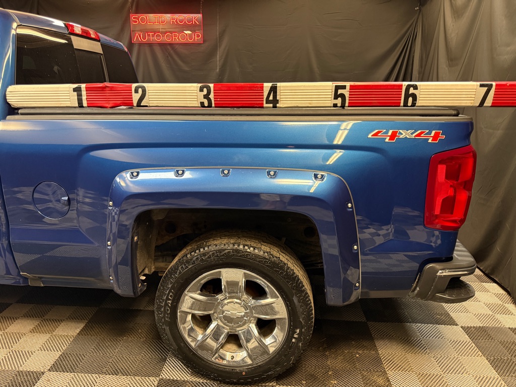 2017 Chevrolet Silverado 1500 LTZ photo 4