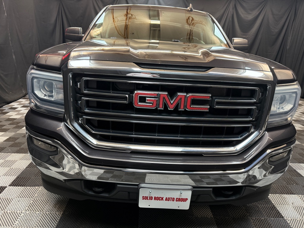 2016 Gmc Sierra 1500 SLE photo 2
