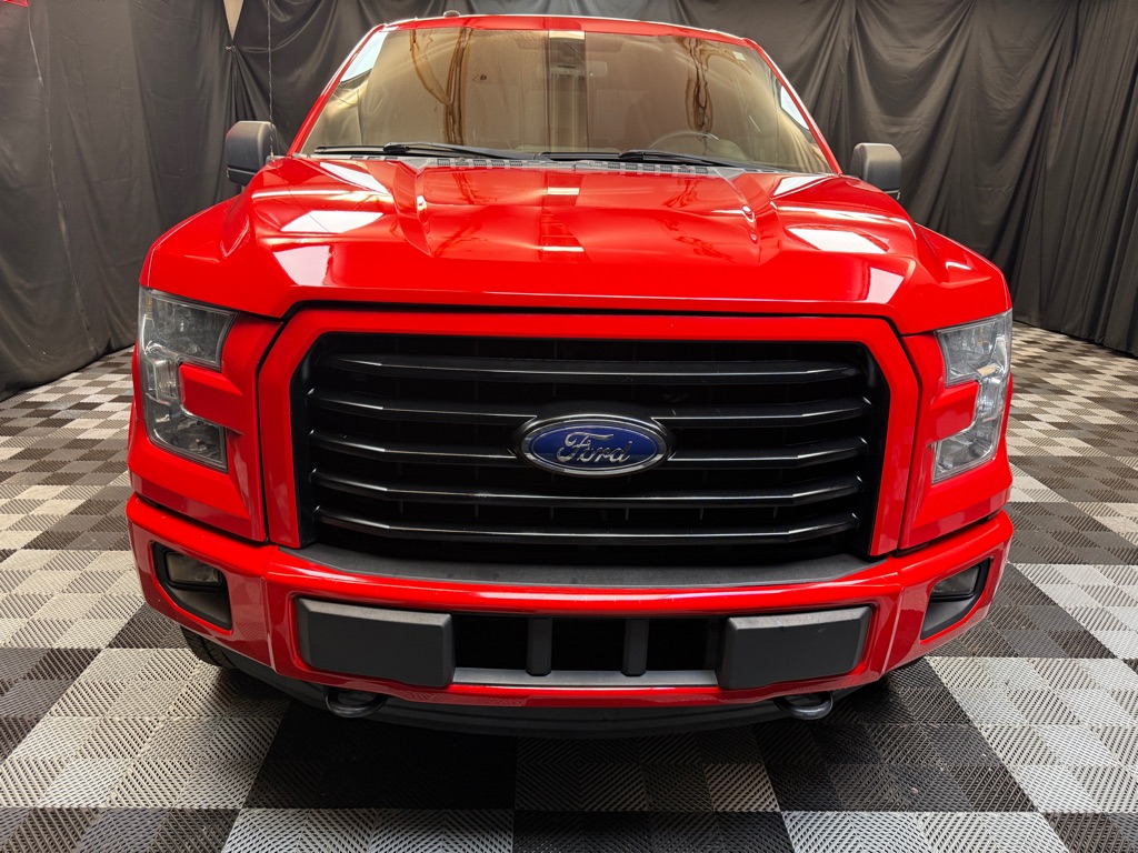 2015 Ford F-150 photo 2