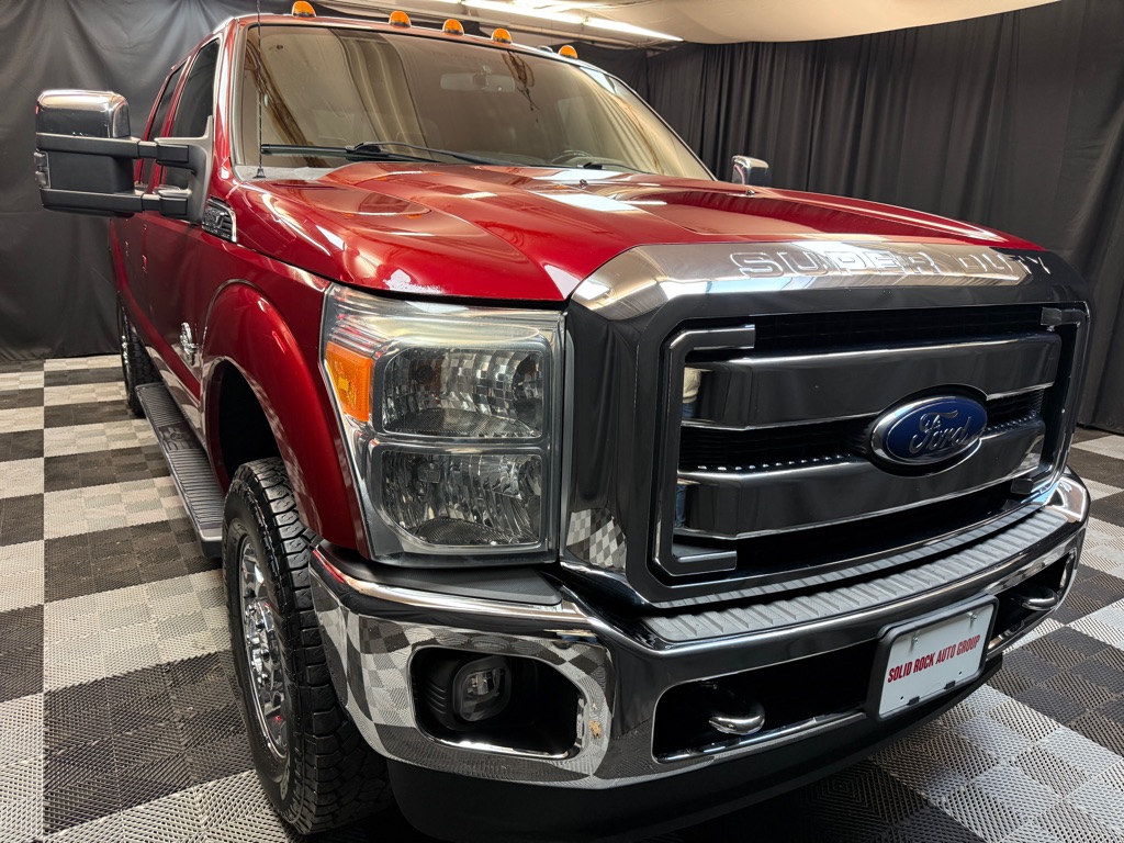 2015 Ford F-250 Super Duty Lariat's photo