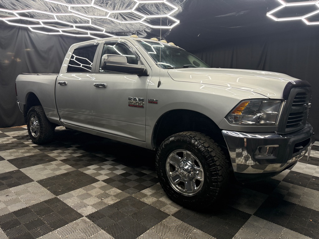 2015 Ram 2500 SLT - Image 4