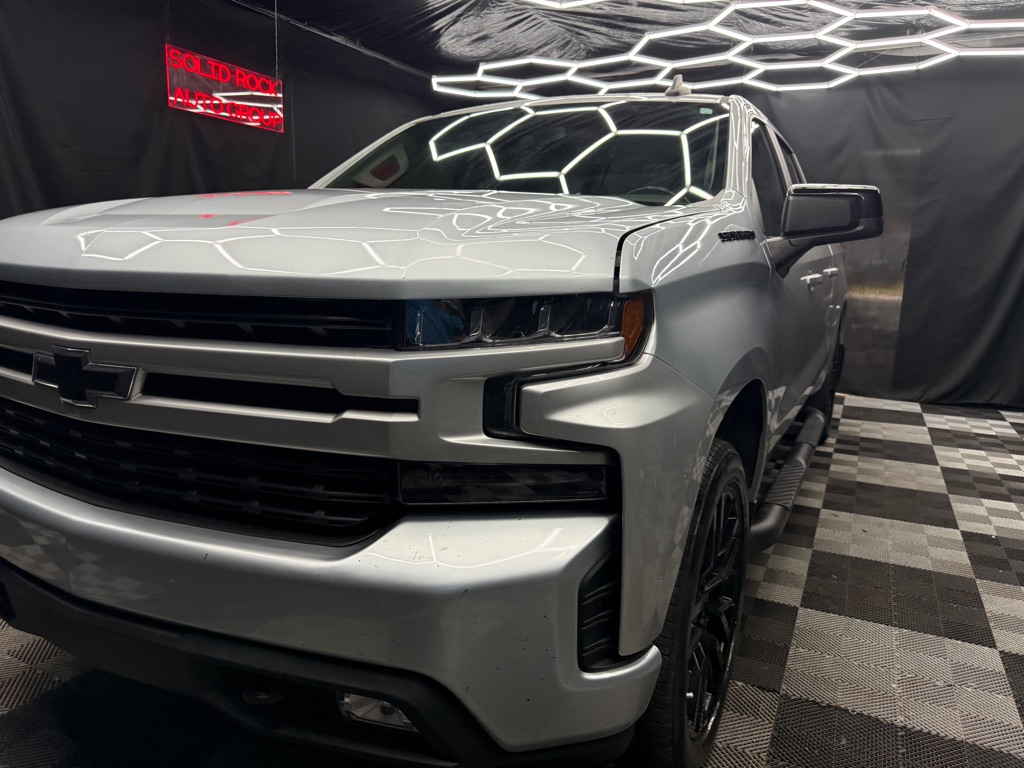 2020 Chevrolet Silverado 1500 RST - Image 3