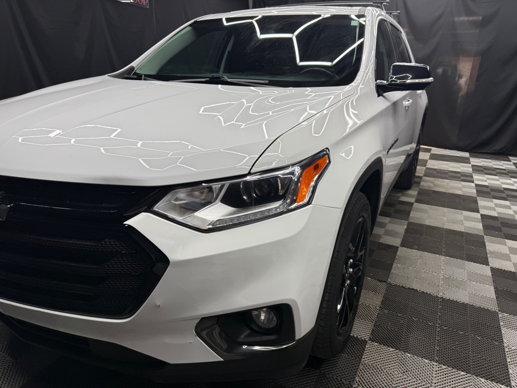 2020 Chevrolet Traverse LT Leather - Image 3