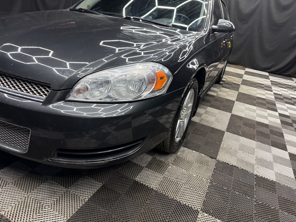 2012 Chevrolet Impala LT - Image 3