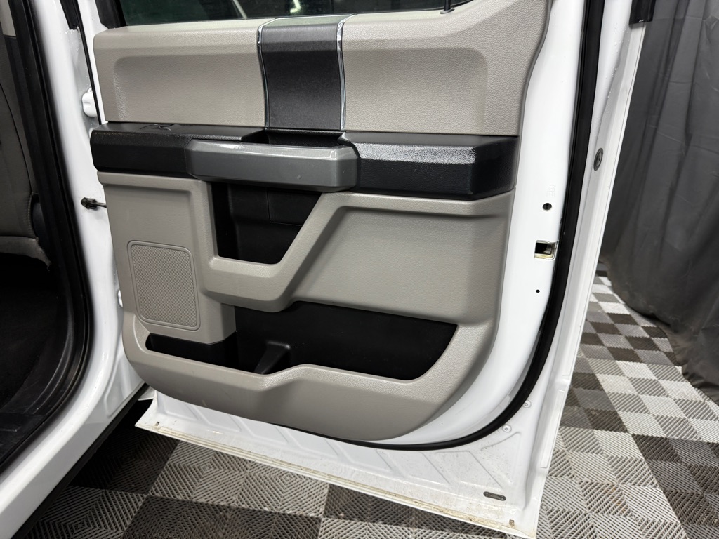 2018 Ford F-250 Super Duty XLT - Photo 27