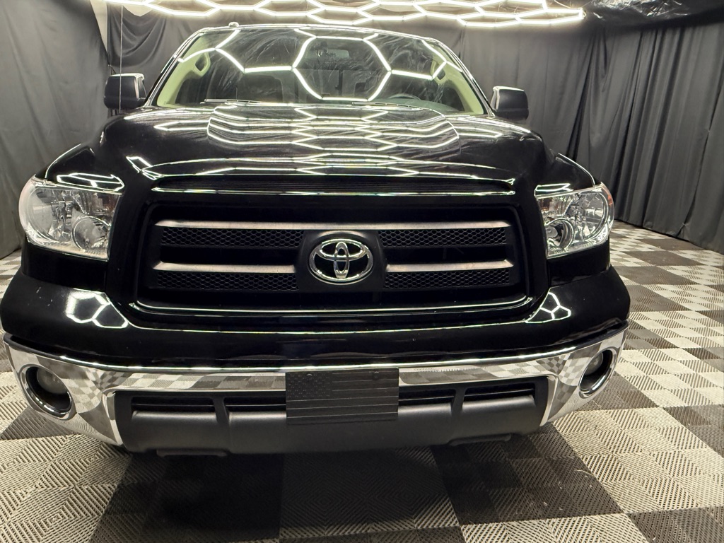 2010 Toyota Tundra DOUBLE CAB SR5 - Image 2