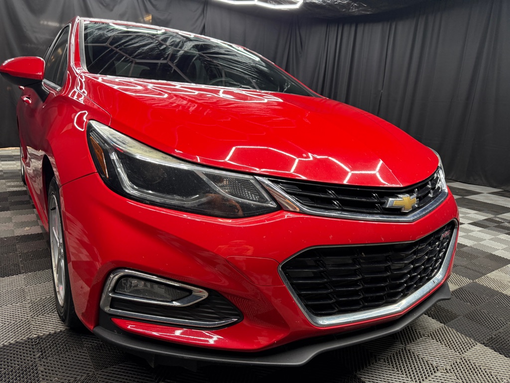 2017 Chevrolet Cruze LT Auto - Main Image