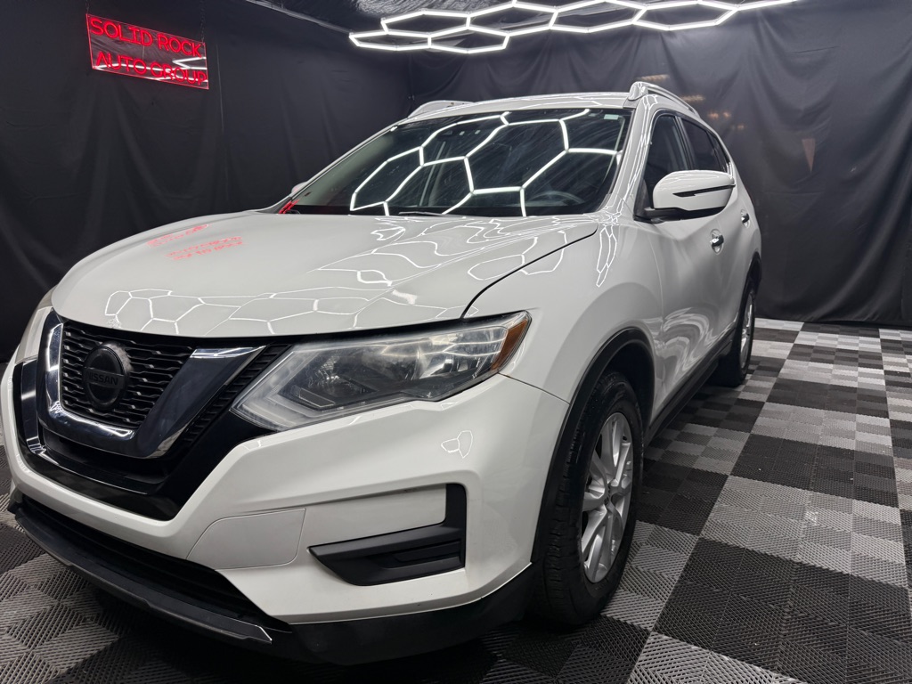 2019 Nissan Rogue S - Image 3