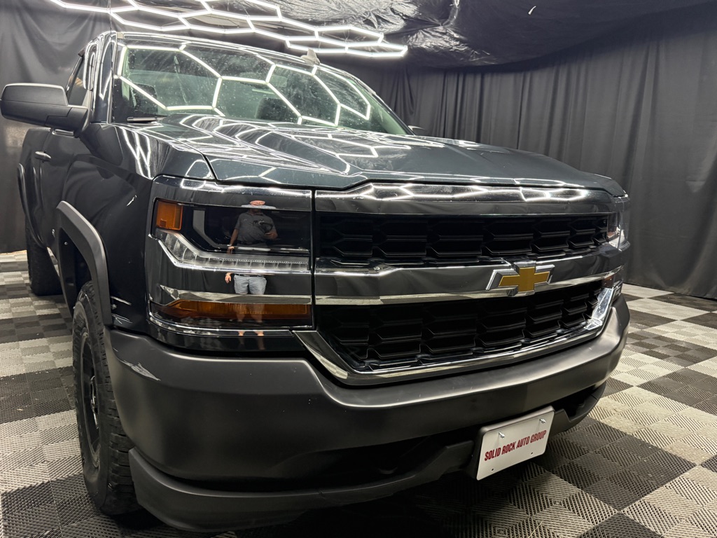 2017 Chevrolet Silverado 1500 - Main Image