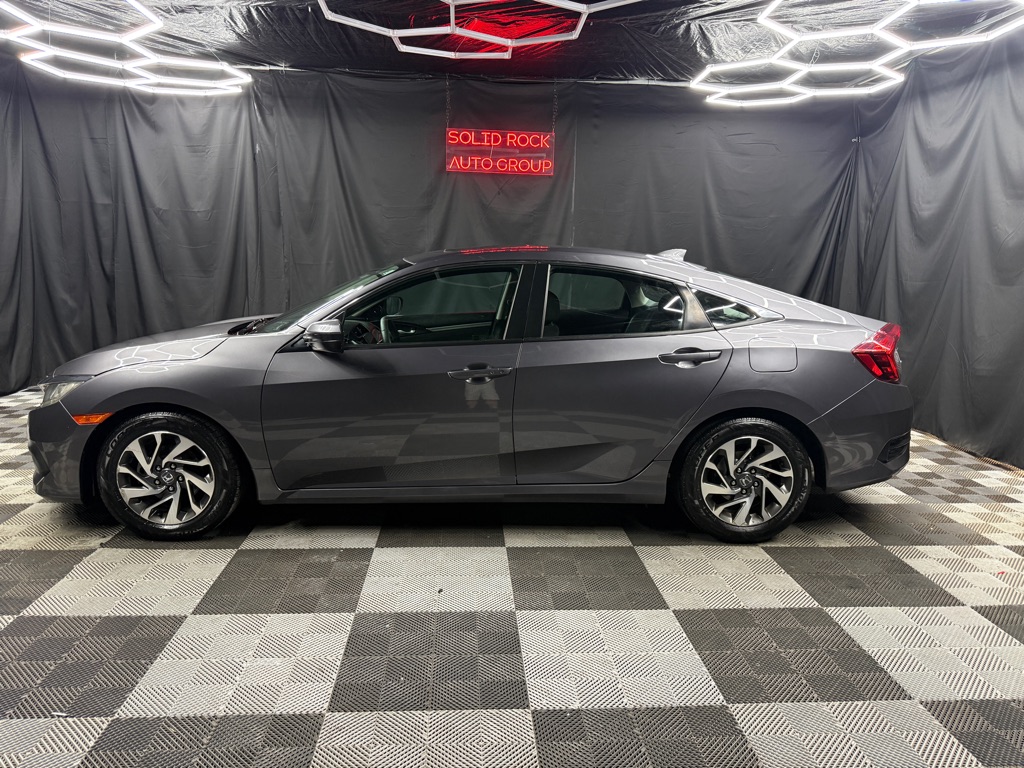 2017 Honda Civic EX - Image 5