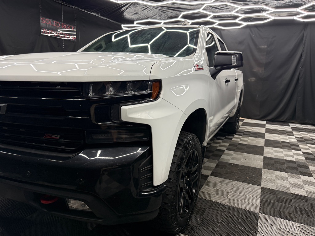 2021 Chevrolet Silverado 1500 LT Trail Boss - Image 3