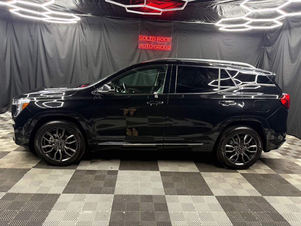 2022 GMC Terrain Denali - Image 4