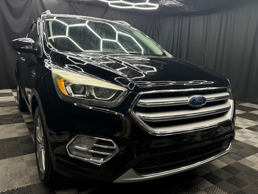 2017 Ford Escape SE - Main Image
