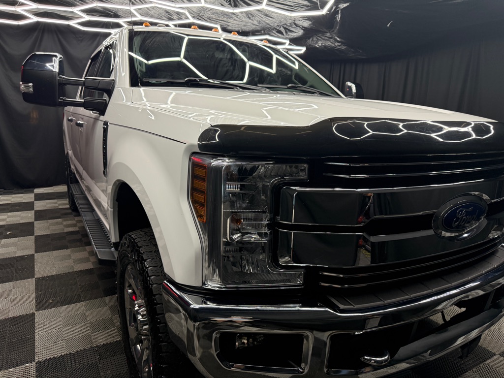 2018 Ford F-250 Super Duty SUPER DUTY - Main Image