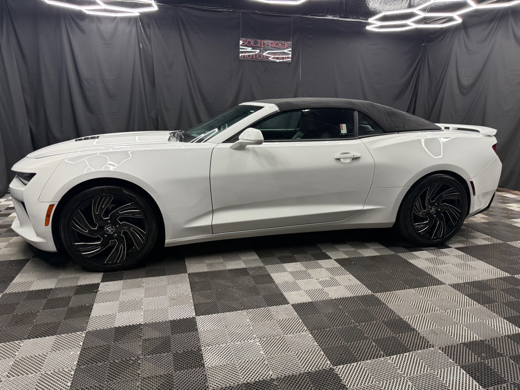 2017 Chevrolet Camaro SS - Image 5