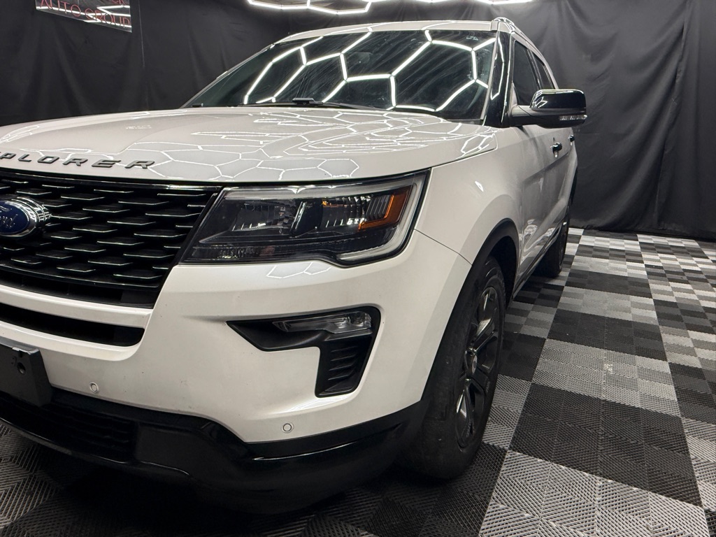 2018 Ford Explorer Sport - Image 3