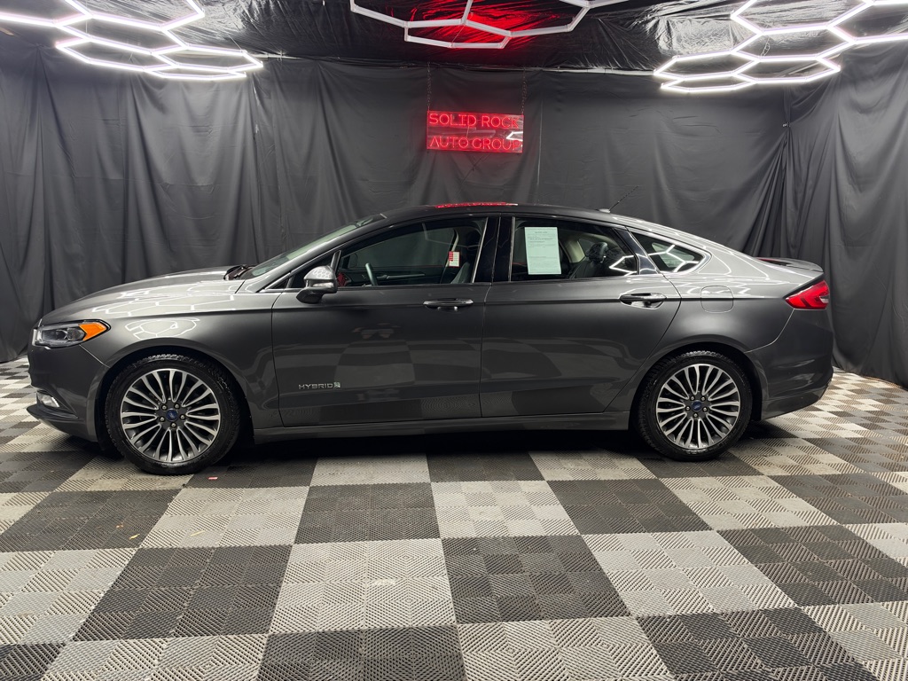 2018 Ford Fusion Hybrid Titanium - Image 5