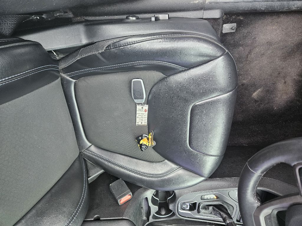 Photo 17 of this JEEP CHEROKEE