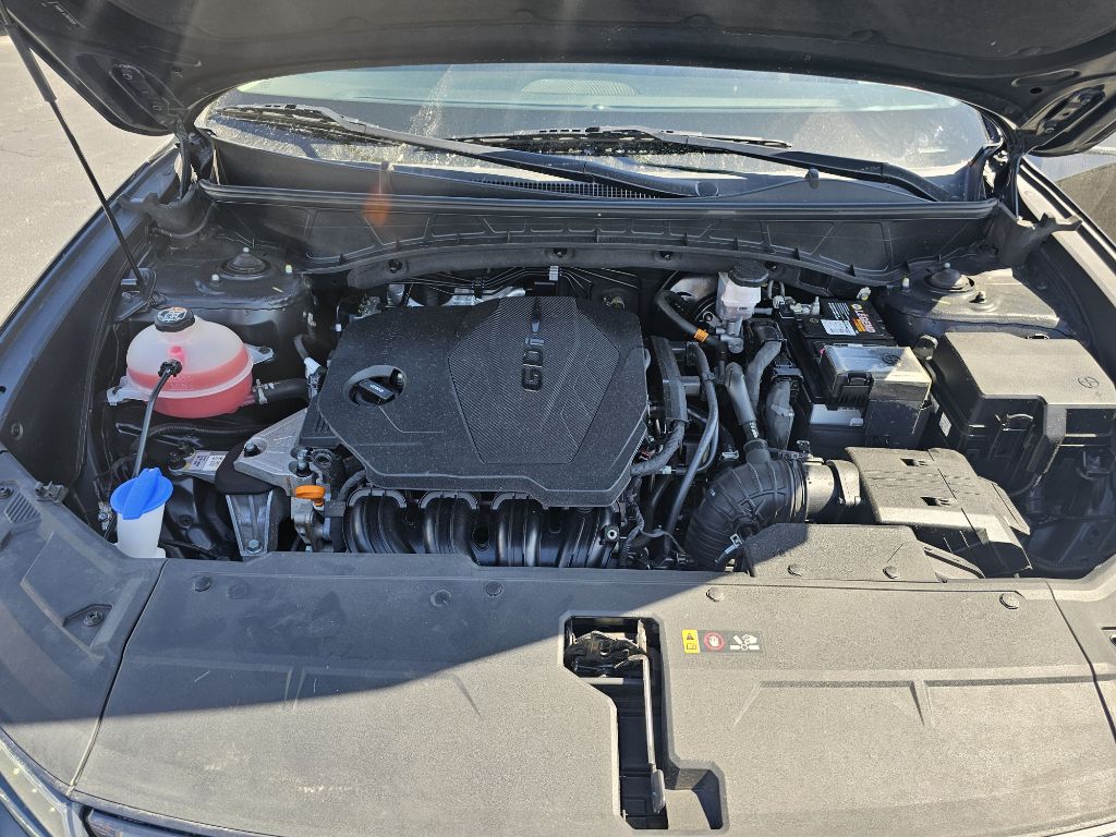 Photo 13 of this HYUNDAI TUCSON