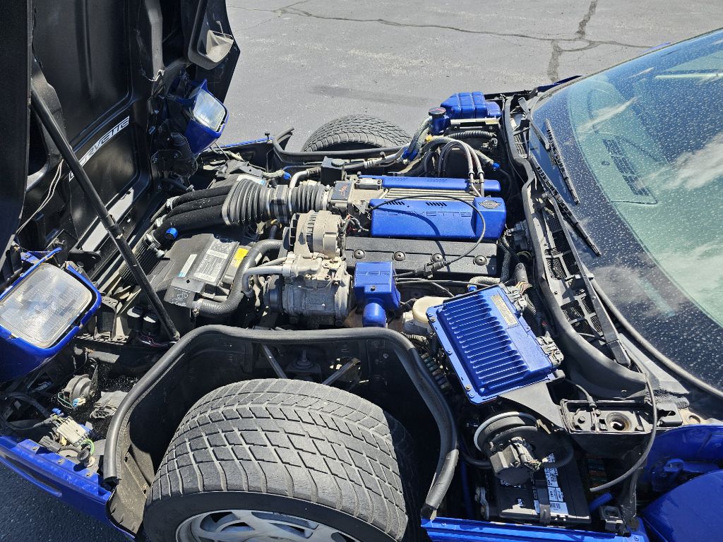 Photo 11 of this CHEVROLET CORVETTE