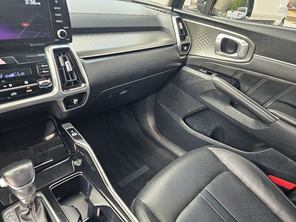Photo 19 of this KIA SORENTO