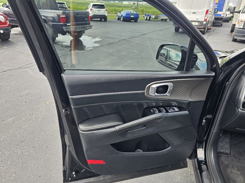 Photo 21 of this KIA SORENTO