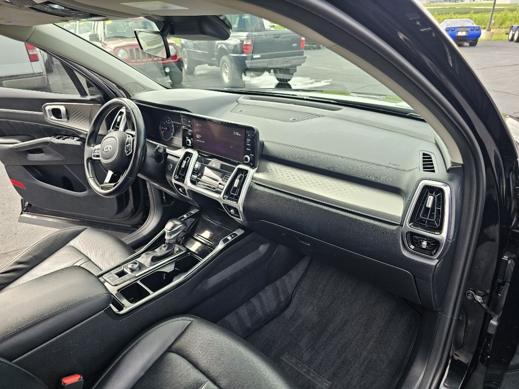 Photo 8 of this KIA SORENTO