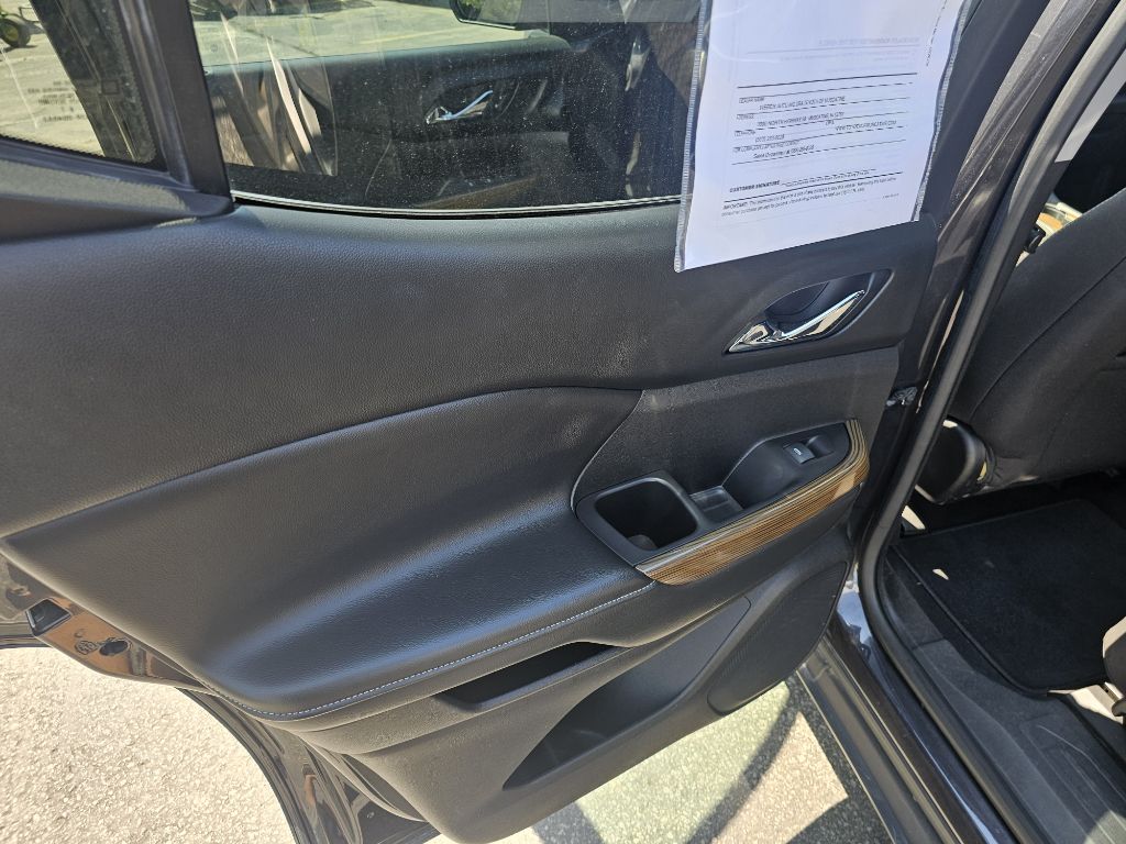 Photo 10 of this GMC ACADIA