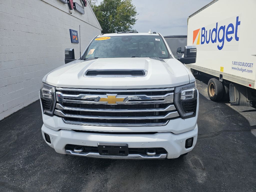 Photo 2 of this CHEVROLET SILVERADO 3500