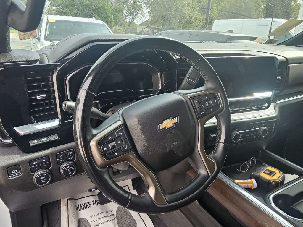 Photo 9 of this CHEVROLET SILVERADO 3500
