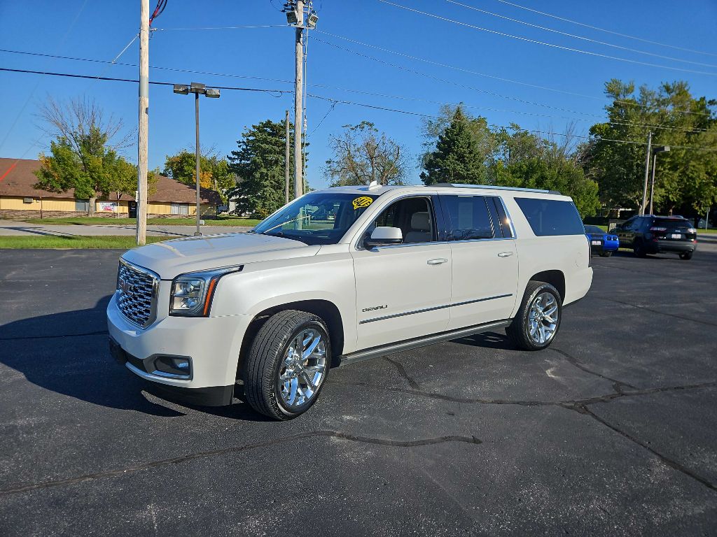 Photo 2 of this GMC YUKON XL
