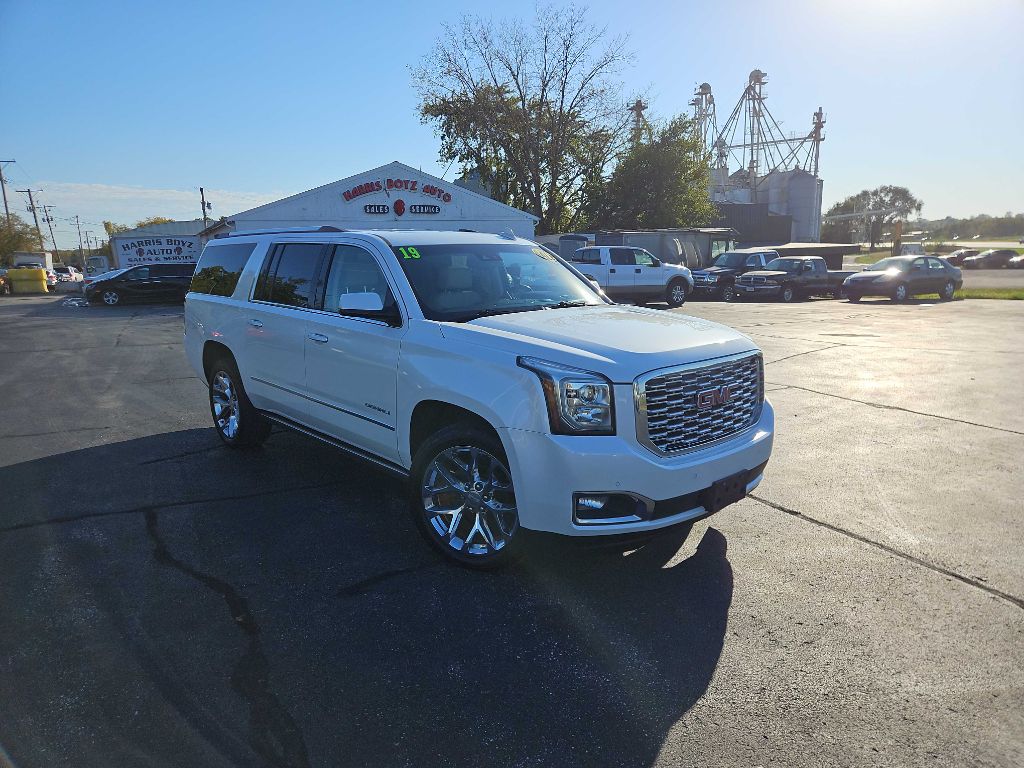 Photo 16 of this GMC YUKON XL