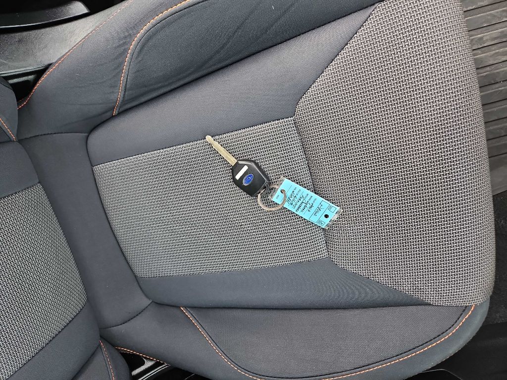 Photo 15 of this SUBARU CROSSTREK