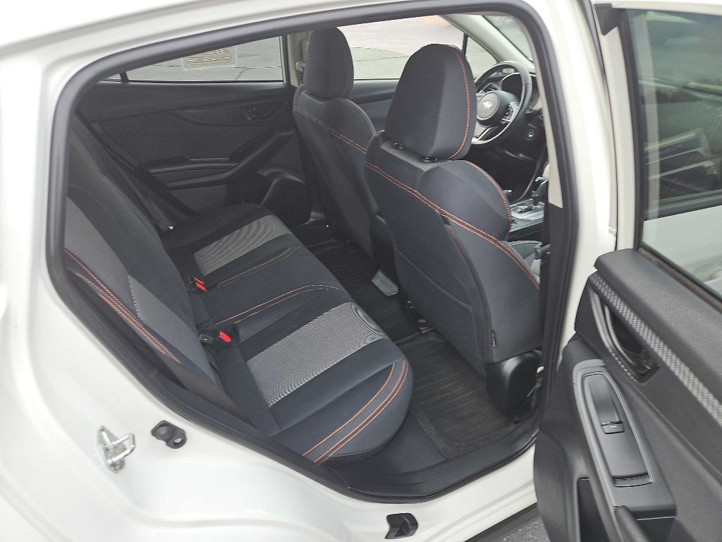 Photo 14 of this SUBARU CROSSTREK