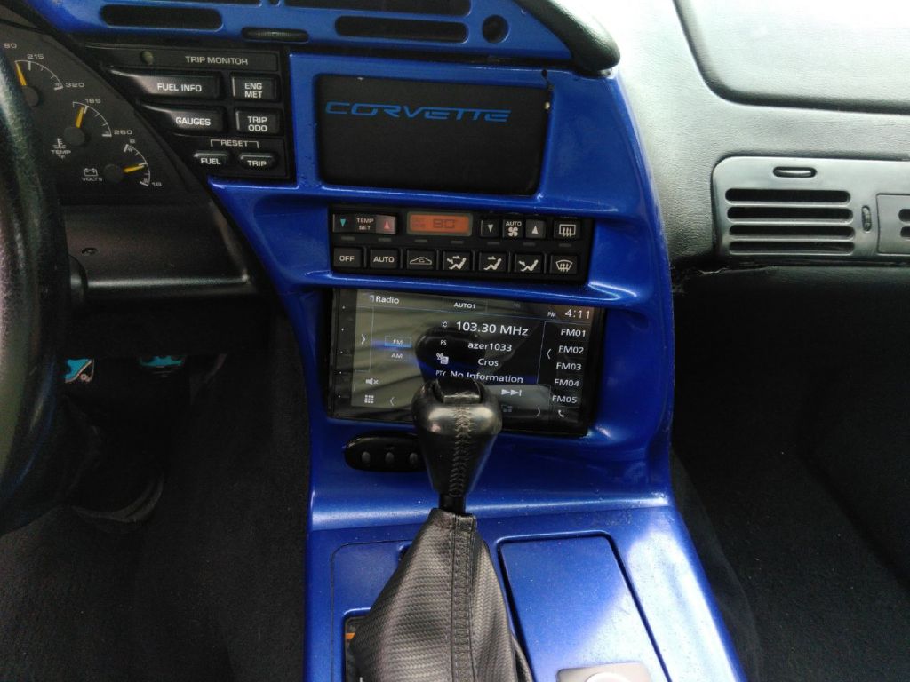 Photo 5 of this CHEVROLET CORVETTE