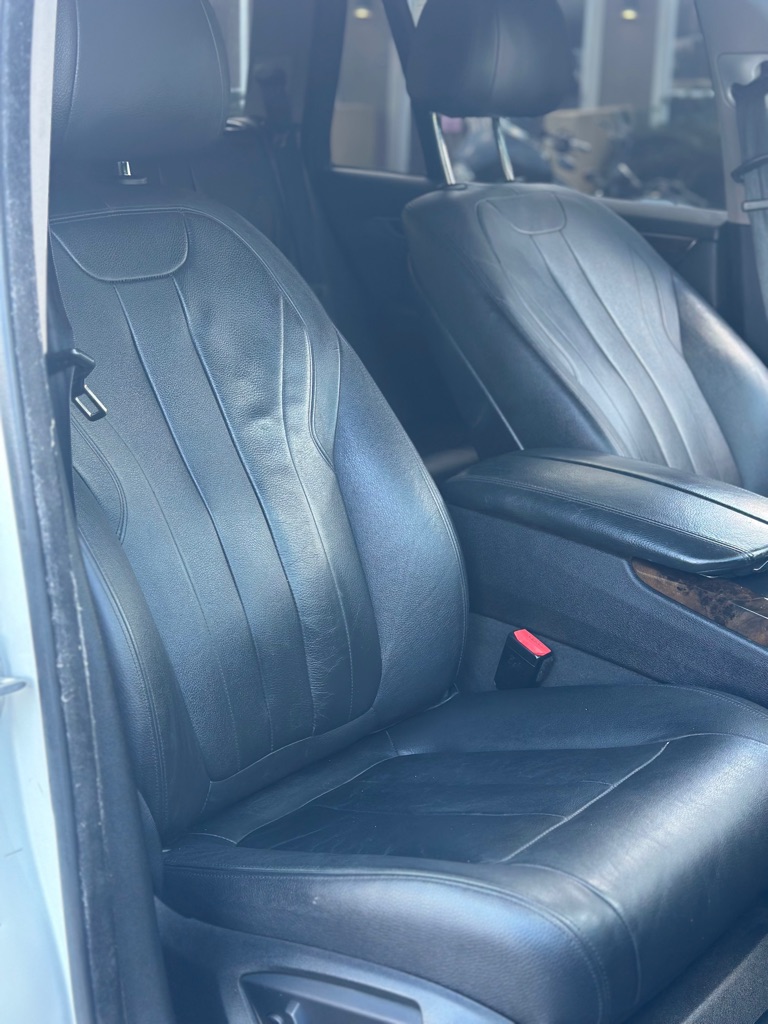 Photo 16 of this BMW X5