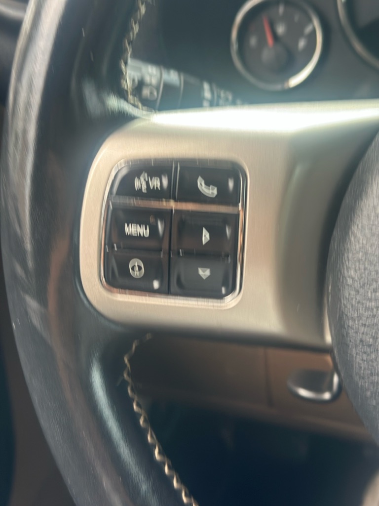 Photo 10 of this JEEP WRANGLER