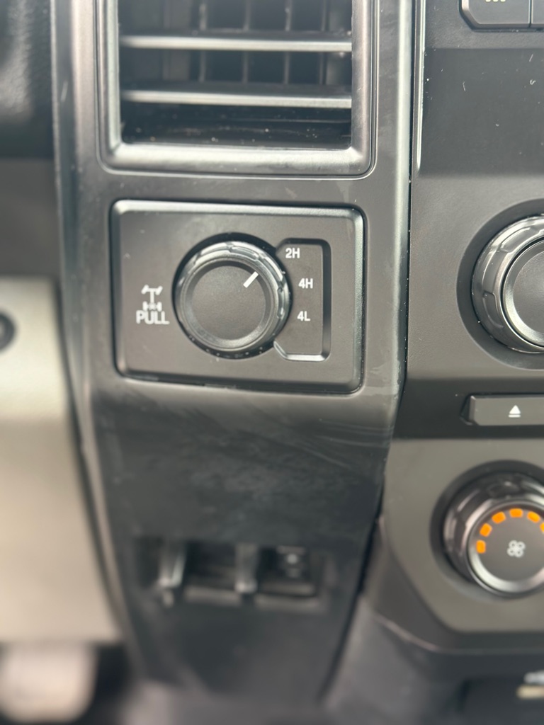 Photo 16 of this FORD F150