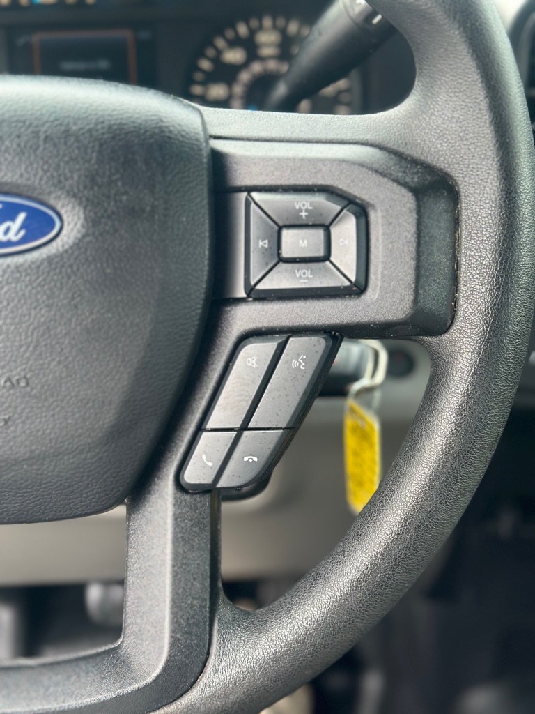 Photo 10 of this FORD F150