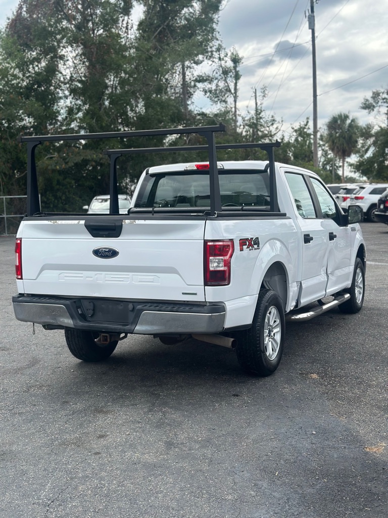 Photo 4 of this FORD F150