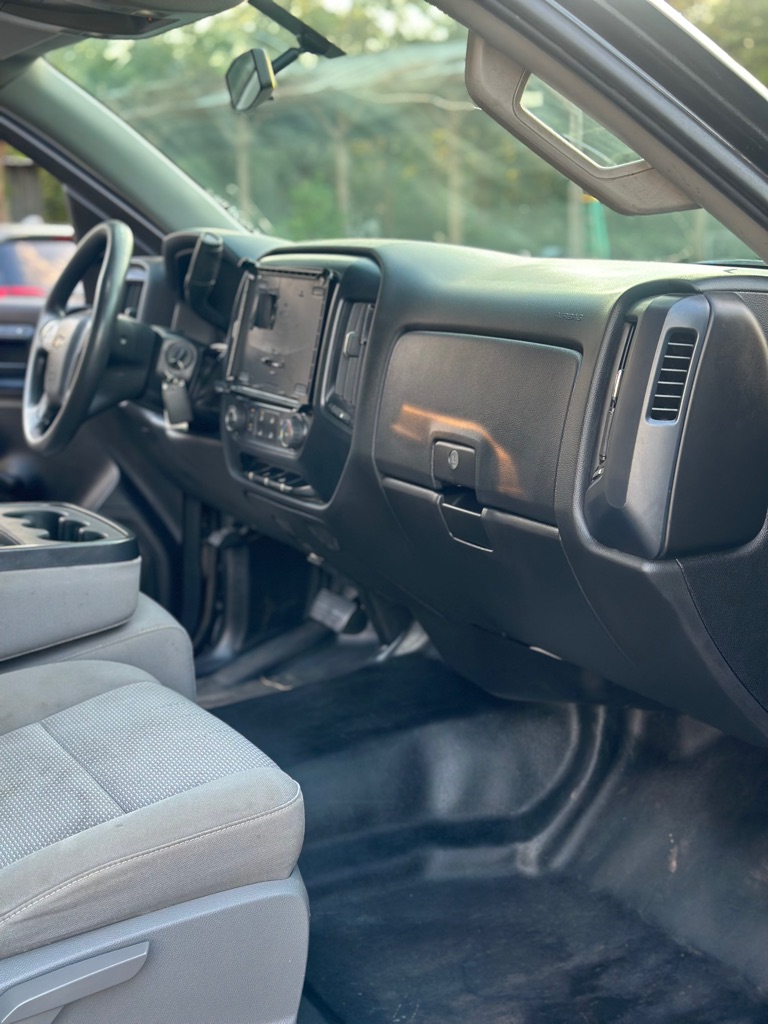 Photo 9 of this CHEVROLET SILVERADO 1500