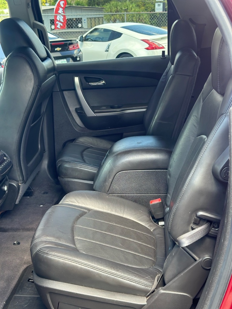 Photo 18 of this GMC ACADIA