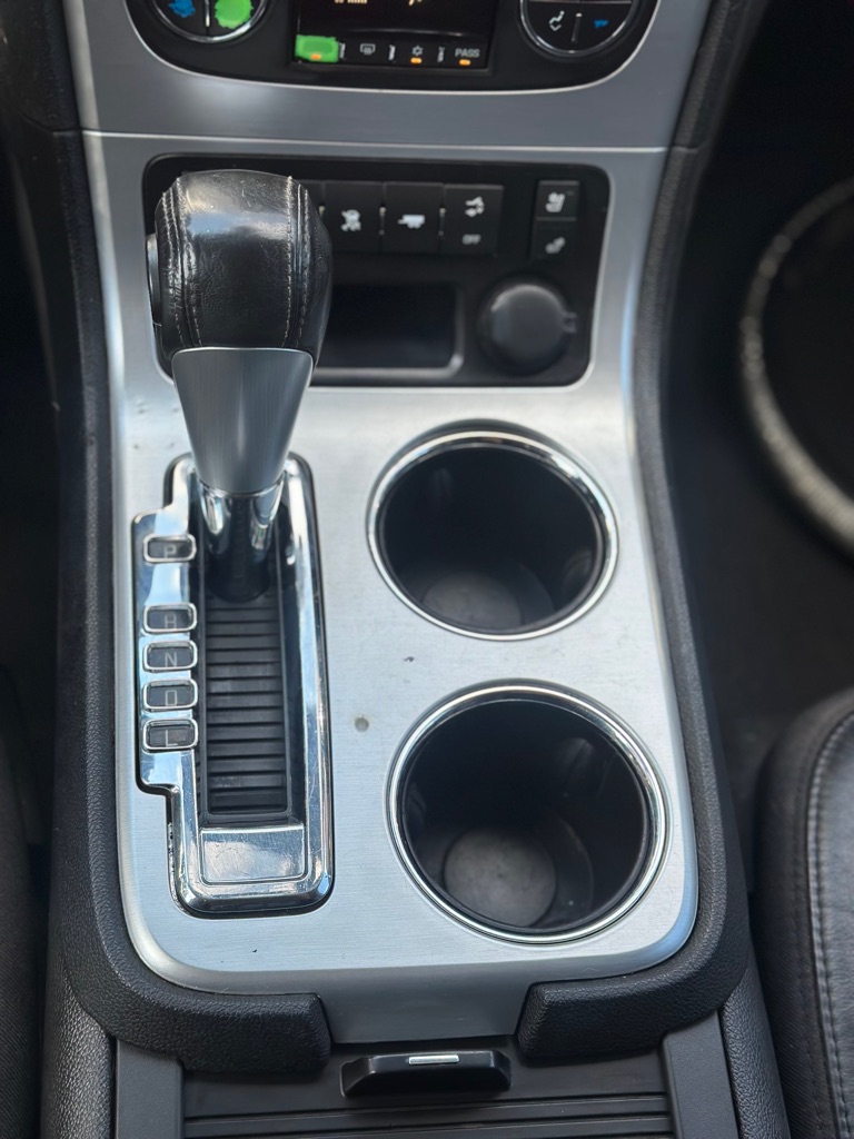 Photo 15 of this GMC ACADIA